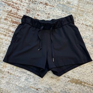 Lululemon On The Fly Short 2.5" Black